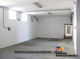 Obiekt 1000 m2 z najemcą na działce 30 arów,